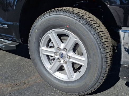 New 2025 Ford F150 XLT w/ Equipment Group 302A MID image 24