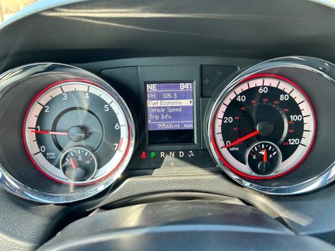 Used 2019 Dodge Grand Caravan GT image 19