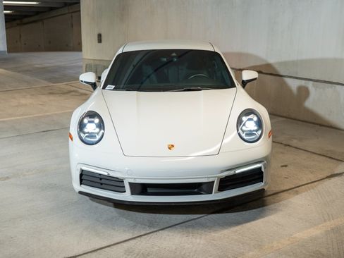 Certified 2024 Porsche 911 Carrera RWD image 7