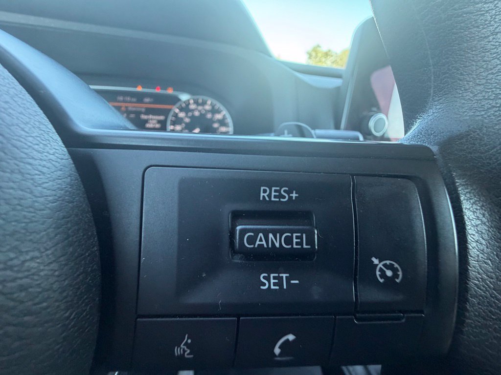 Used 2023 Nissan Pathfinder S FWD image 19