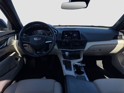 Used 2022 Cadillac CT4 Premium Luxury image 10