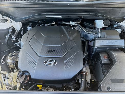 Used 2023 Hyundai Palisade Limited w/ Cargo Package image 32