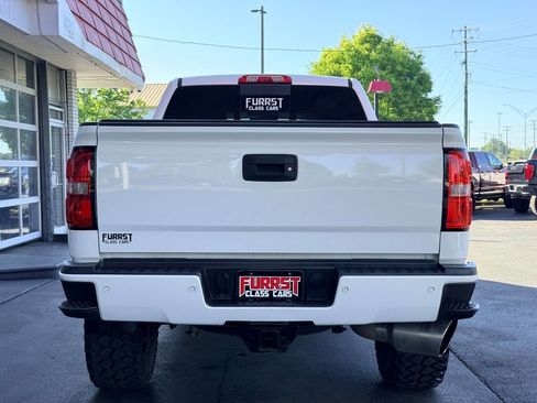 Used 2019 GMC Sierra 2500 Denali w/ Duramax Plus Package image 4