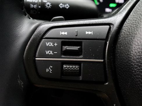 Used 2025 Honda Accord Sport image 26