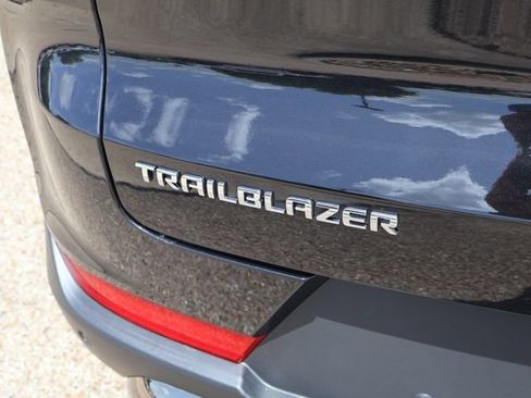 New 2026 Chevrolet TrailBlazer ACTIV w/ Convenience Package FWD image 11