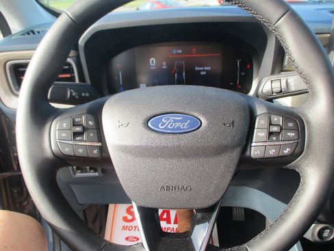 New 2026 Ford Maverick Lariat AWD/4WD image 10