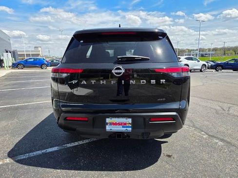New 2026 Nissan Pathfinder SV AWD/4WD image 33