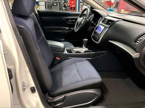Used 2017 Nissan Altima 2.5 S image 7
