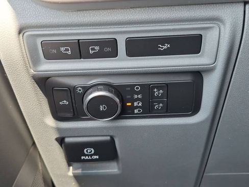 Used 2022 Ford F150 XLT w/ Equipment Group 302A High AWD/4WD image 26