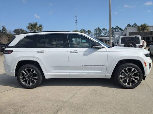 New 2025 Jeep Grand Cherokee Overland w/ Adv Protech Group III AWD/4WD image 3