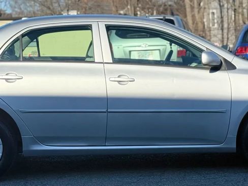 Used 2010 Toyota Corolla S image 8