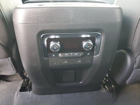 New 2026 GMC Yukon XL AT4 w/ AT4 Premium Plus Package AWD/4WD image 17