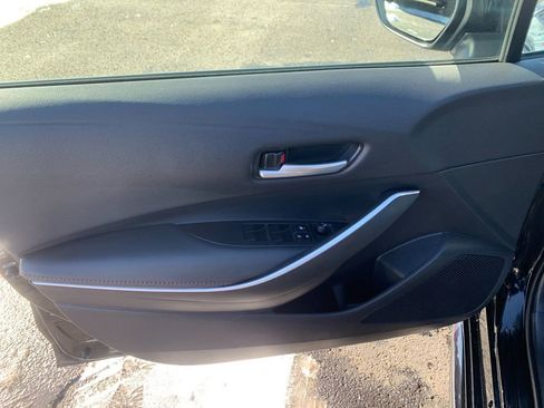 Used 2025 Toyota Corolla SE image 13
