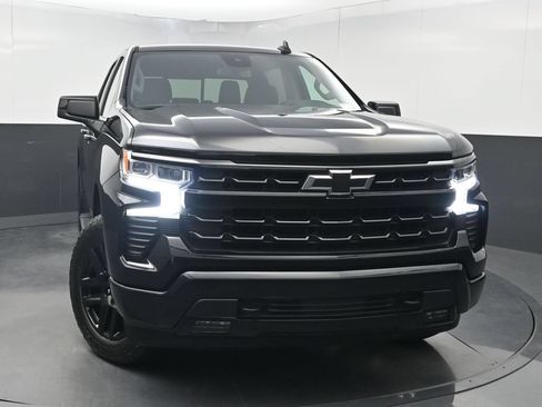 Used 2024 Chevrolet Silverado 1500 RST AWD/4WD image 39