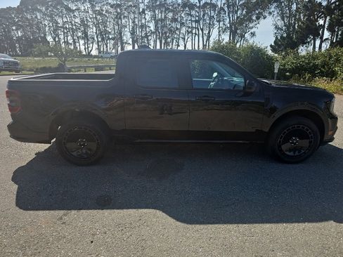 New 2025 Ford Maverick Lobo image 31