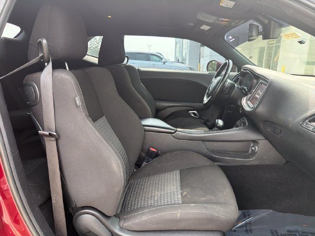 Used 2021 Dodge Challenger GT w/ Blacktop Package AWD/4WD image 27
