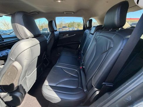 Used 2021 Lincoln Nautilus AWD w/ Equipment Group 101A image 12