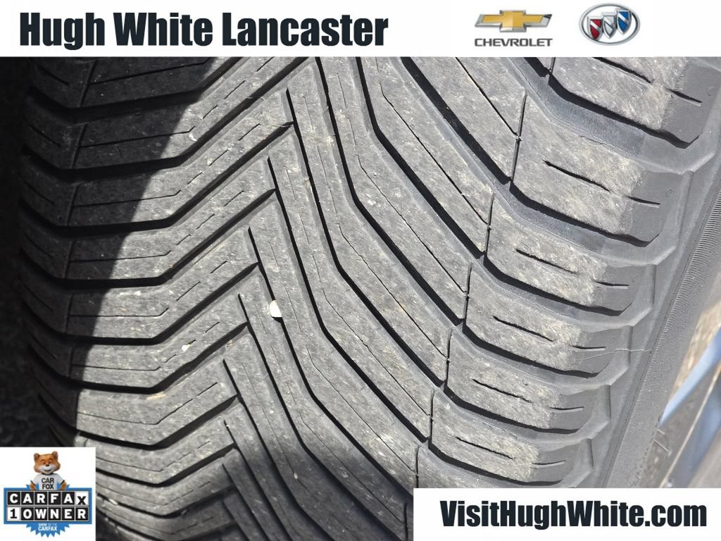 Used 2021 Chevrolet Traverse RS w/ LPO, Floor Liner Package AWD/4WD image 15