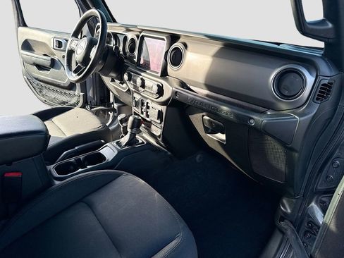 Used 2022 Jeep Wrangler Unlimited Sport AWD/4WD image 33
