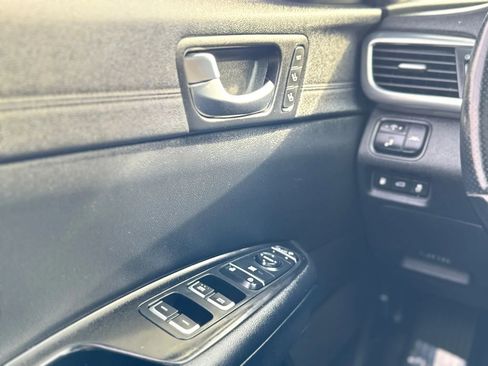 Used 2016 Kia Optima SX image 23