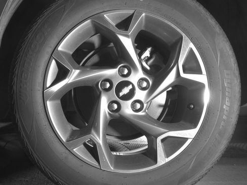 Used 2025 Chevrolet Trax LT FWD image 14