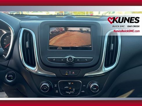 Used 2023 Chevrolet Equinox LT image 20