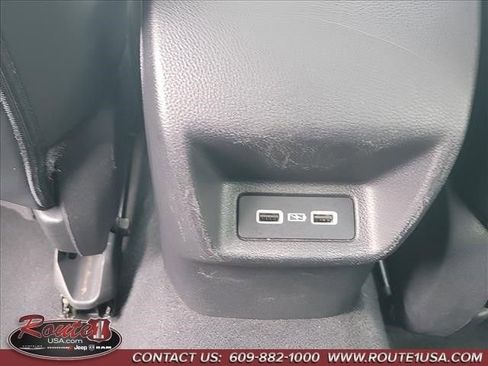 Used 2022 Honda Civic Touring image 27
