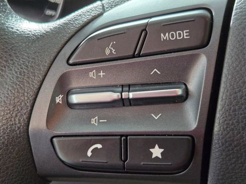 Used 2022 Hyundai Kona SEL FWD image 13