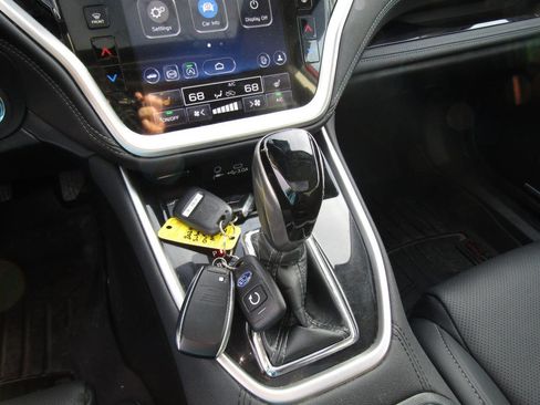 Used 2024 Subaru Outback Limited image 14