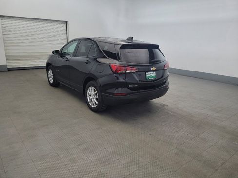 Used 2024 Chevrolet Equinox LS AWD/4WD image 5