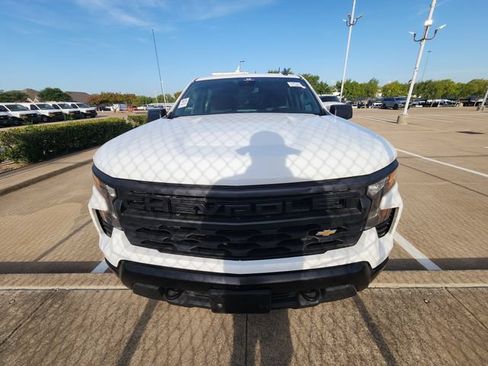 Used 2024 Chevrolet Silverado 1500 W/T w/ Trailering Package AWD/4WD image 2
