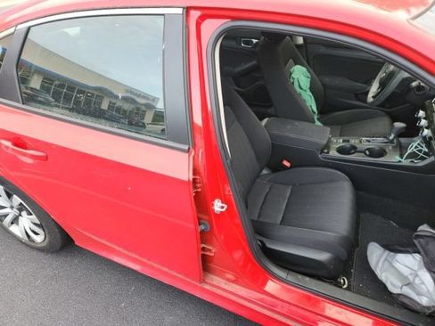 Used 2023 Honda Civic LX image 9