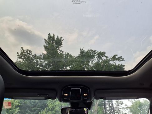 Certified 2024 Jeep Grand Cherokee Limited 4xe image 15