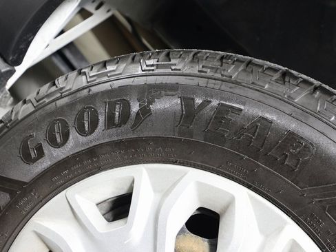 Used 2021 Ford Transit 350 XLT image 34