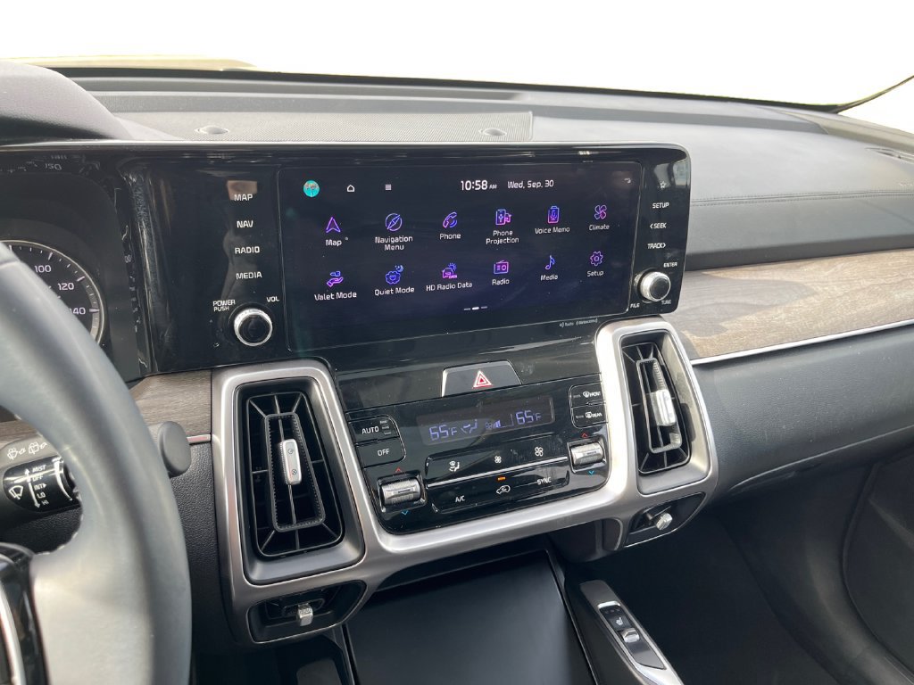 Used 2023 Kia Sorento S w/ Panoramic Sunroof Package AWD/4WD image 14