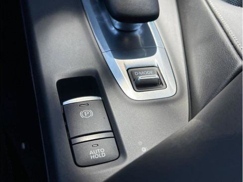 Used 2024 INFINITI QX50 Luxe image 17