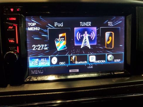 Used 2014 Dodge Grand Caravan SXT image 23