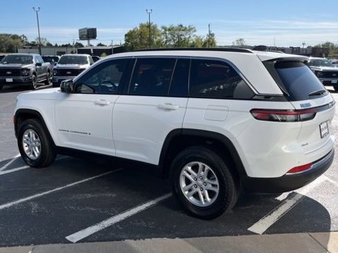 Used 2025 Jeep Grand Cherokee Laredo w/ Trailer Tow Package image 4