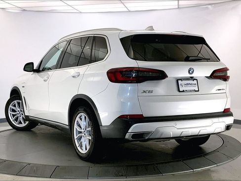 Used 2023 BMW X5 xDrive45e w/ Luxury Seating Package AWD/4WD image 10
