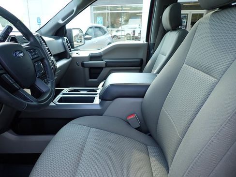 Used 2018 Ford F150 XLT w/ Equipment Group 302A Luxury AWD/4WD image 17