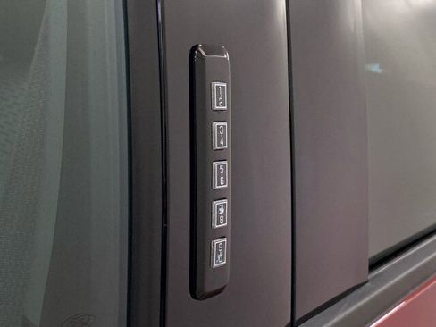 Used 2019 Ford F150 XLT w/ Equipment Group 302A Luxury image 14