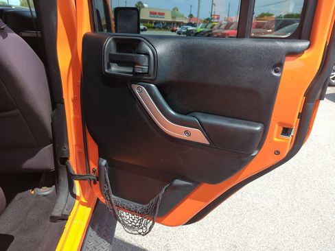 Used 2013 Jeep Wrangler Unlimited Sahara w/ Dual Top Group image 27