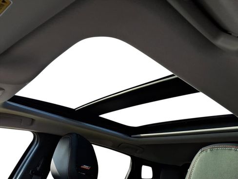 New 2026 Nissan Kicks SR w/ SR Premium Package image 19