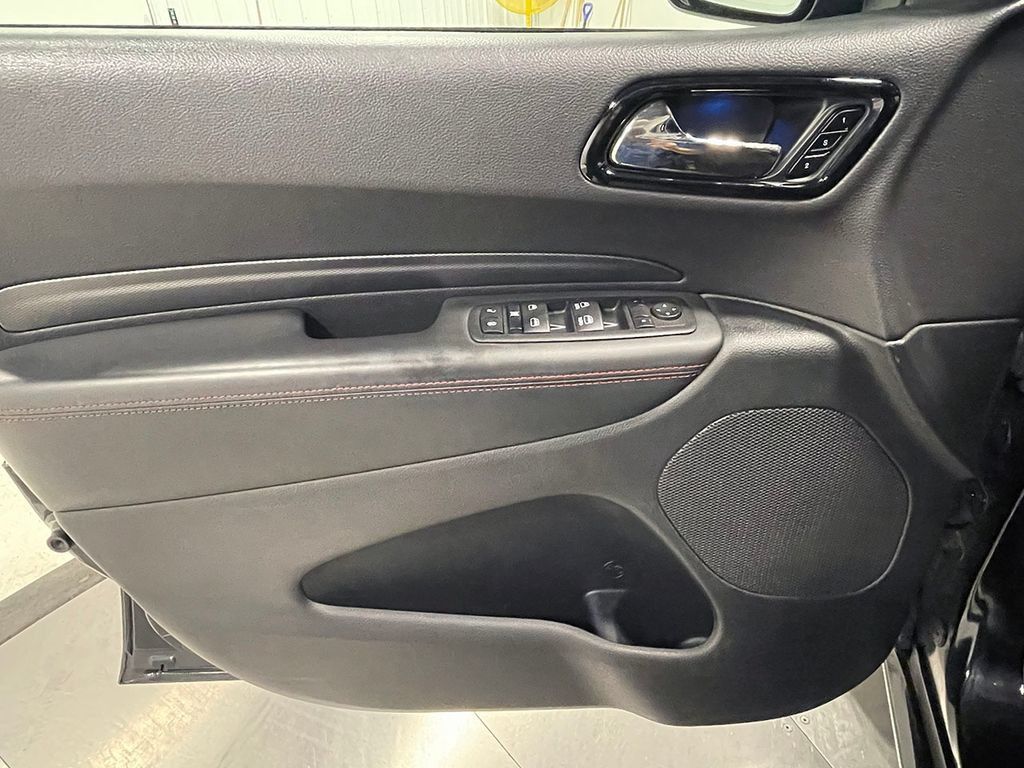 Used 2025 Dodge Durango R/T AWD/4WD image 20