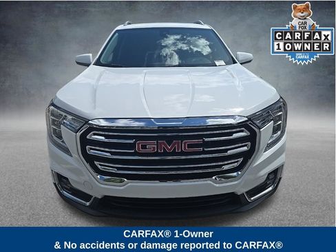 Used 2023 GMC Terrain SLT FWD image 2