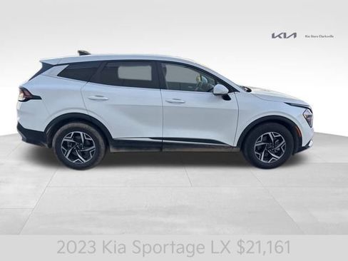 Certified 2023 Kia Sportage LX image 9