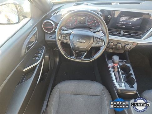 Used 2024 Chevrolet Trax RS image 8