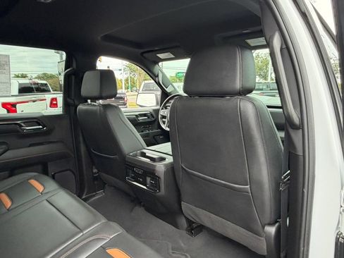 Certified 2024 GMC Sierra 1500 AT4 w/ Technology Package AWD/4WD image 13