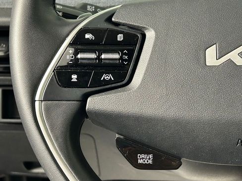 Used 2024 Kia EV6 Light RWD image 27