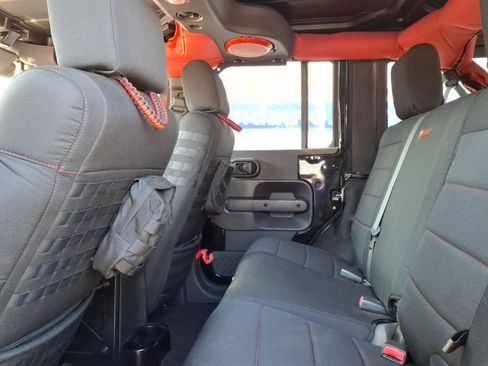 Used 2009 Jeep Wrangler Unlimited X AWD/4WD image 9